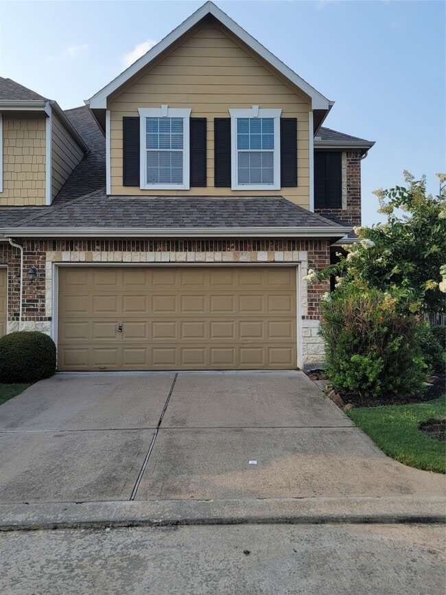 Photo - 14202 Silver Hollow Ln Rental