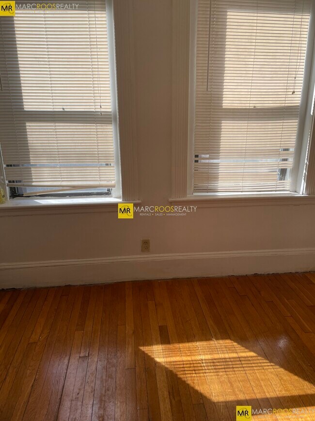 Photo - 1254 Commonwealth Ave