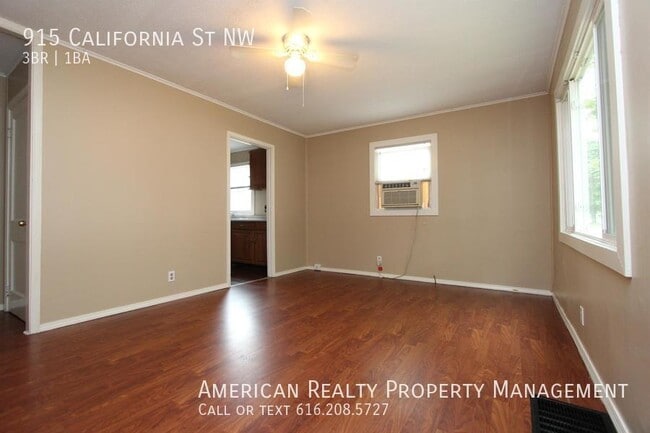 Photo - 915 California St NW