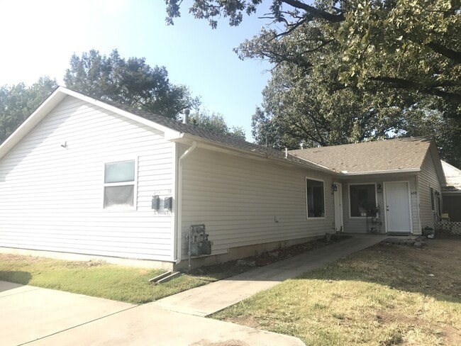KU2-Broadway Duplex 2 - KU2-Broadway Duplex 2 Apartment Unit KU2-436