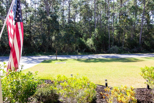 Photo - 8174 Miranda St