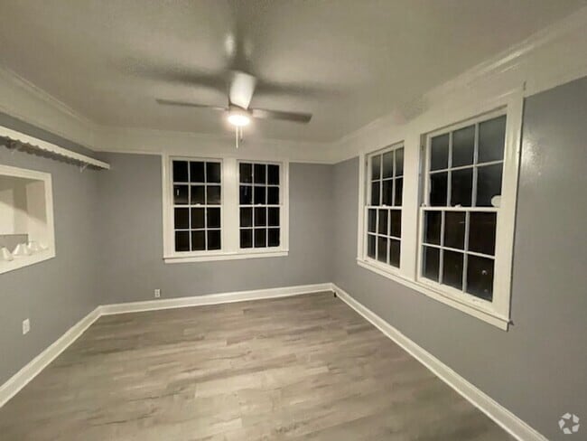 Building Photo - 3874 Charles St Rental