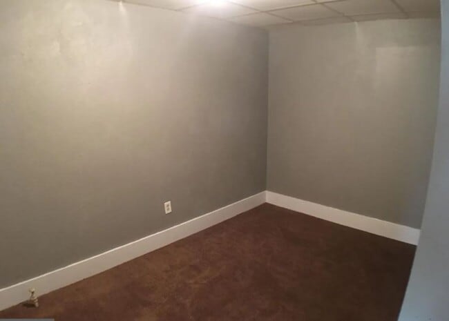 Photo - Extra large 3BR home in nice area