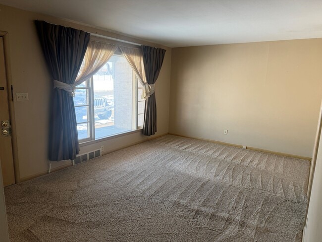 Photo - 901 S Clifton Ave