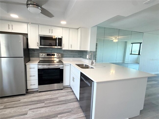 Photo - 2617 Cove Cay Dr Unit 407