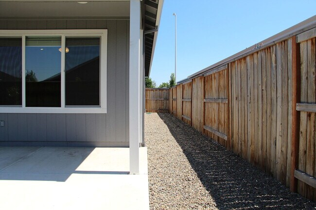 Photo - 7587 Wilson Way House