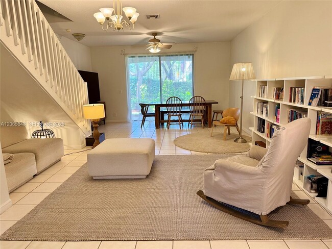 Photo - 3973 Orange Tree Ln
