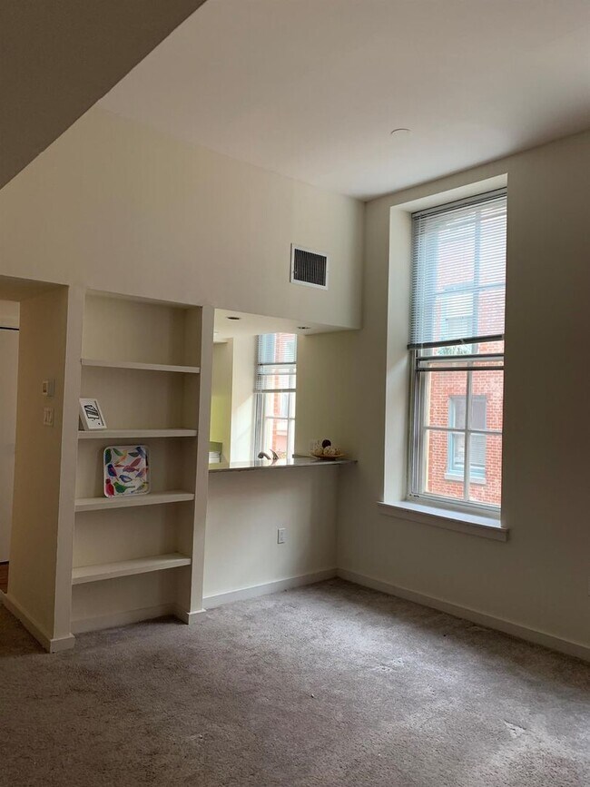 Photo - Welcome to Urban Elegance in the Heart of Historic Old City, Philadelphia Unit 206