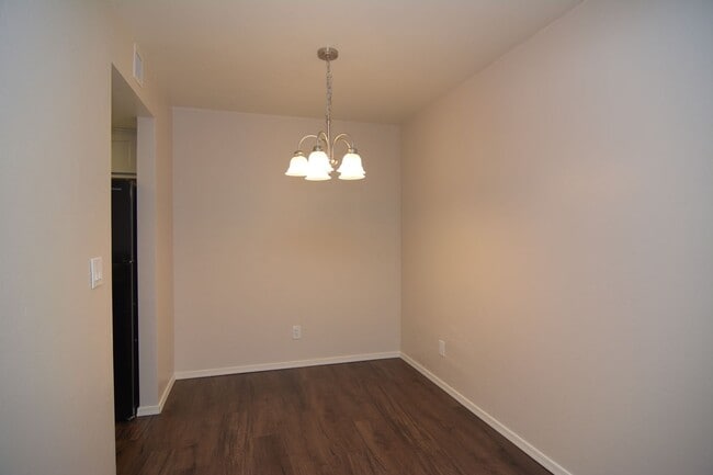 Photo - Remodeled 1 Bedroom 1 Bath Condo! Great Ce...