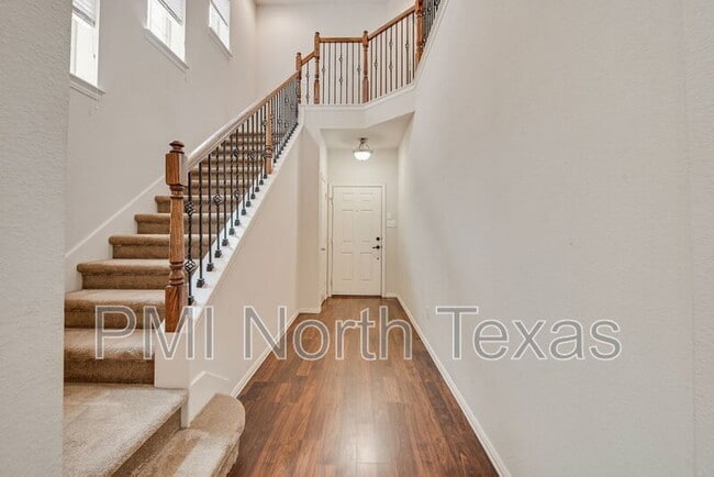 Photo - 10516 Bolivar Dr