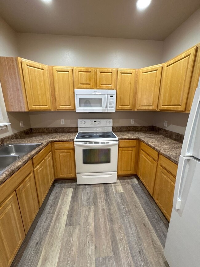 Photo - West Park #8 Unit 1