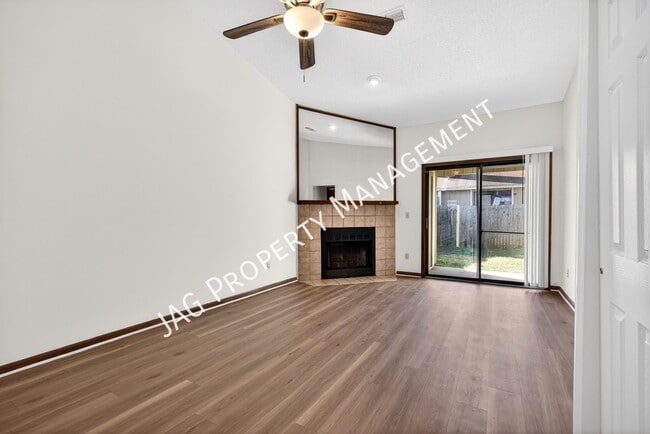 Photo - 1338 Gettysburg Dr Unit C