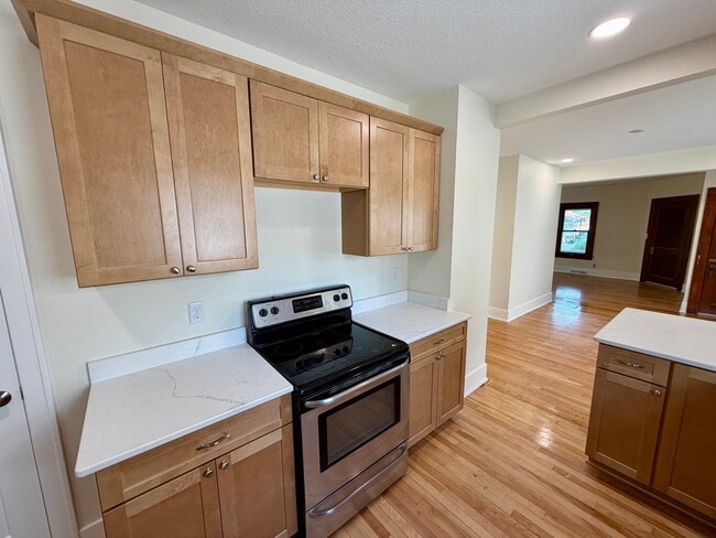 Photo - 730 1st St NW Unit Main