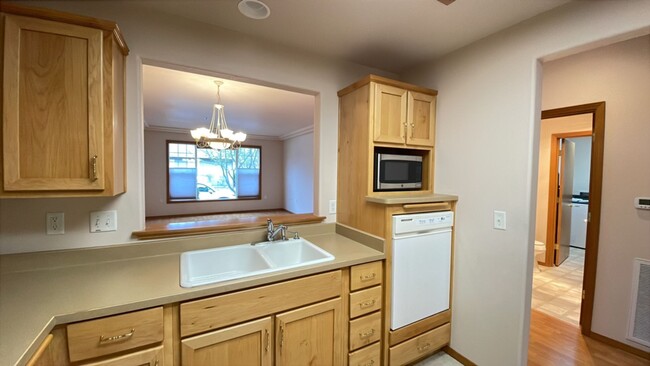Photo - Mountain Meadows in Ashland - 834 Pavillio... Condo