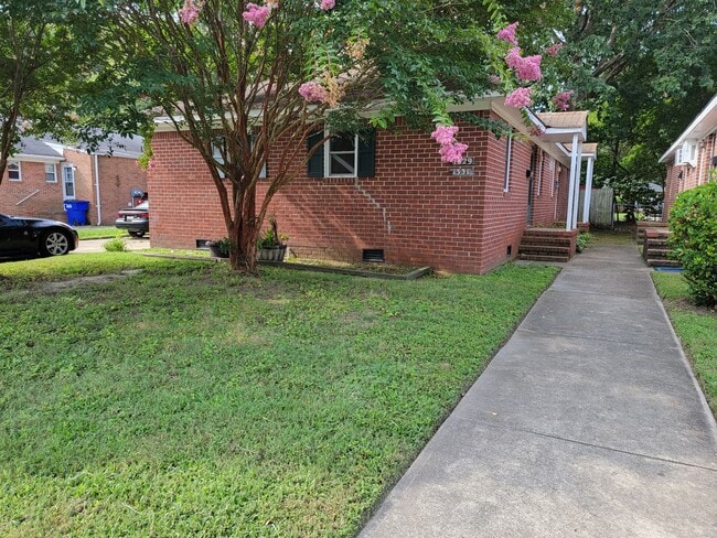 Building Photo - 2 Bedroom 1bath Oceanview/Bayview