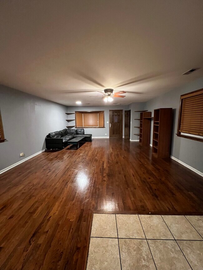 Photo - 2147 W 19th St Unidad 1