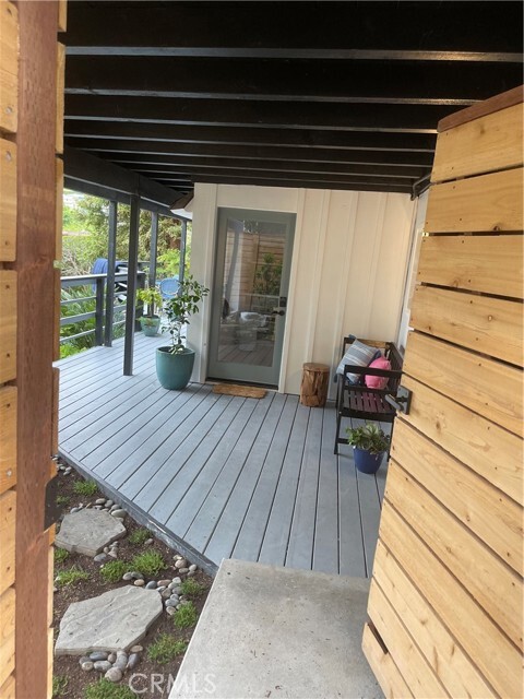 Photo - 736 Griffith Pl