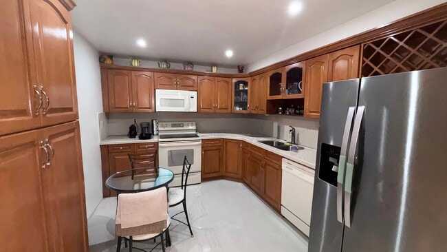Photo - 9735 NW 52nd St