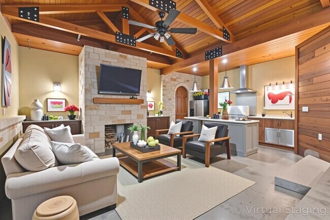 Photo - 216 N Mt Rushmore Dr