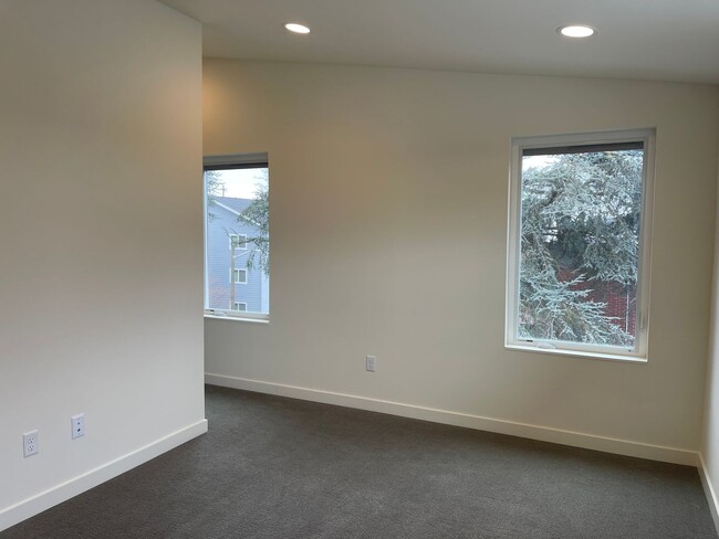 Photo - Brand New 3bd Townhome!