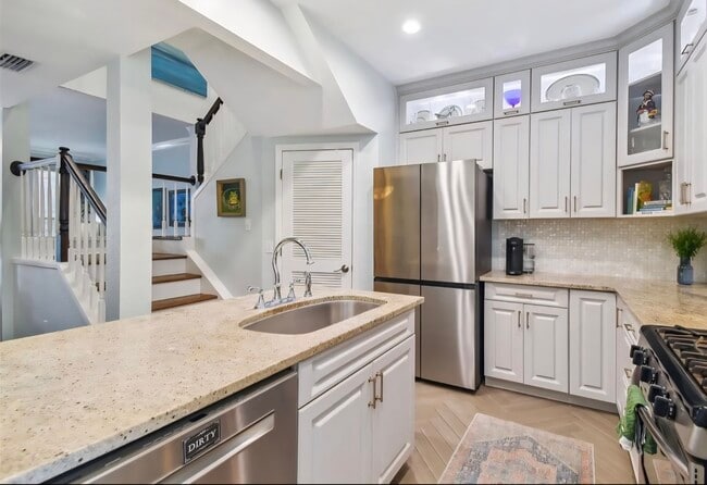 Photo - 2311 W Morrison Ave Unit 22