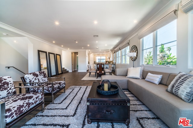 Photo - 810 S Catalina Ave Unit B