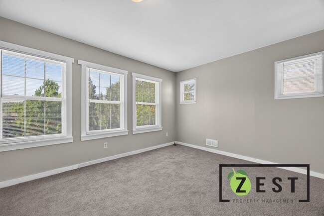 Photo - 3329 Waverly St Unit 2 Upper