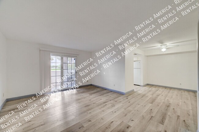 Photo - 101 Luna Way