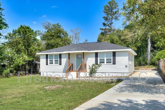 Photo - 1006 Skyview Dr