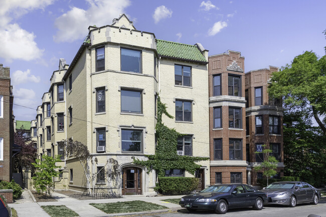 Building Photo - 7510 N Eastlake Terrace Unit 2W Rental