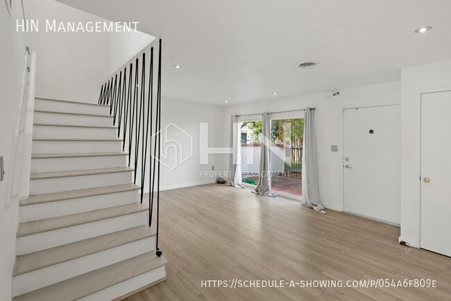 Photo - 4436 Viejo Way