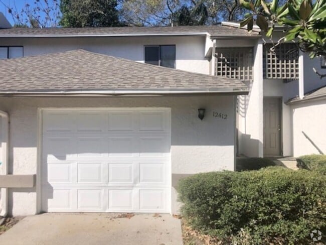 Building Photo - Move-In Ready 2 bedroom with attached Gara... Rental
