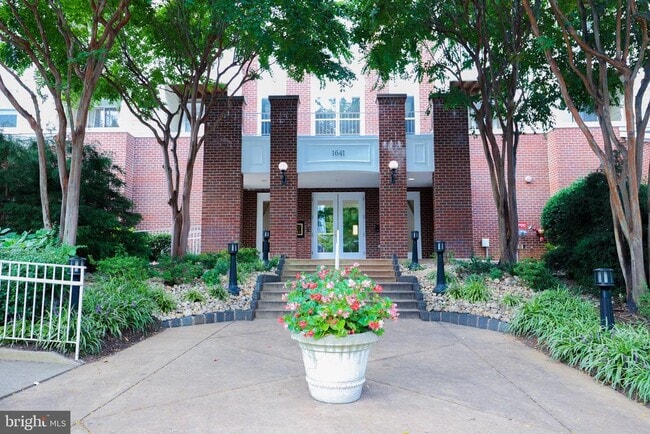 Photo - 1641 International Dr Apartment Unit 404