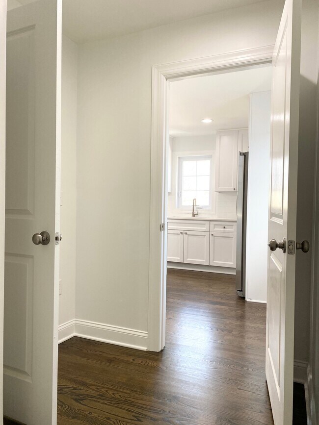 61 Chestnut St Unit 2