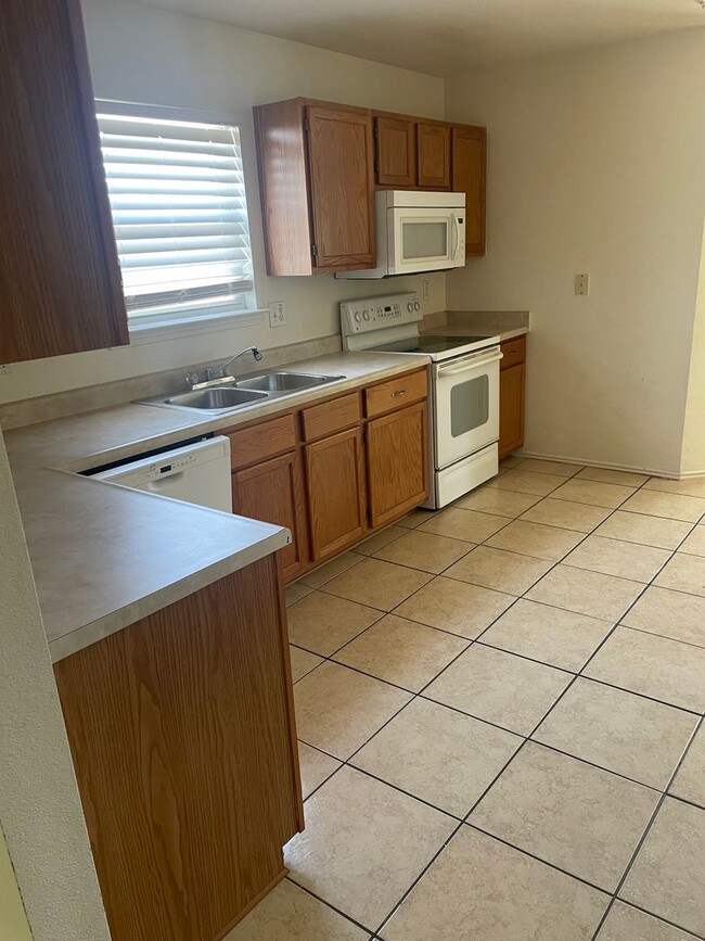 Photo - 1403 Diamond Bluff