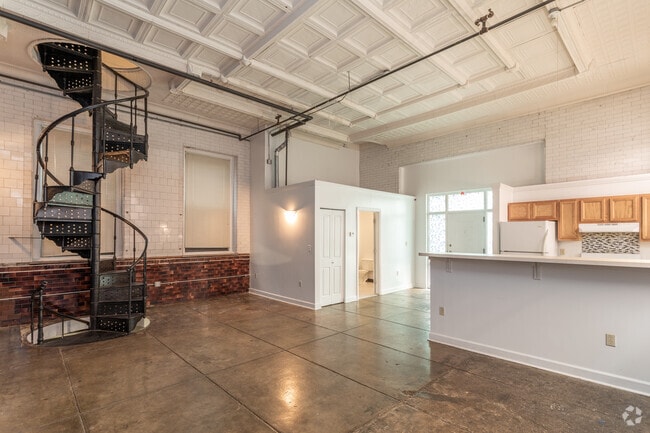 2BR,2.5BA - 2081 SF