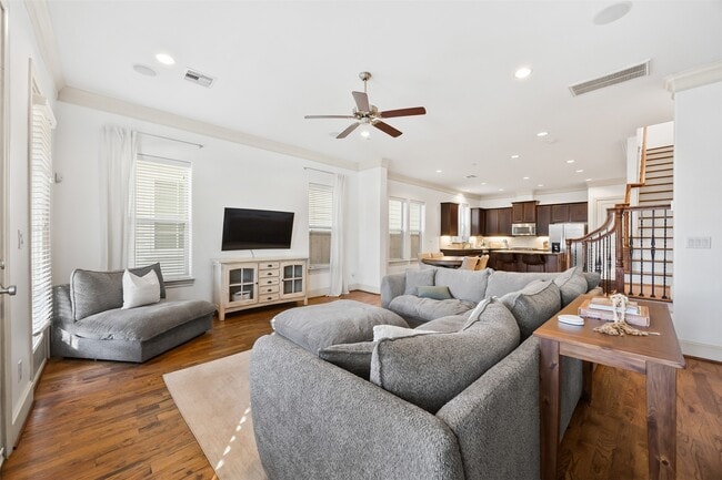 Photo - 8758 Kempwood Dr