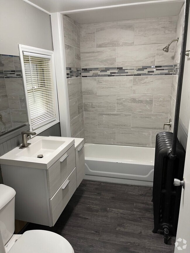 Building Photo - 751 Vine Ave Rental