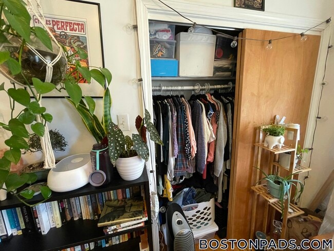 Photo - 66 Brooks St Unidad 2