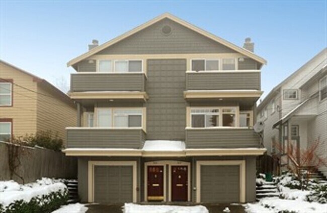 Building Photo - 315 Coryell Ct E Rental