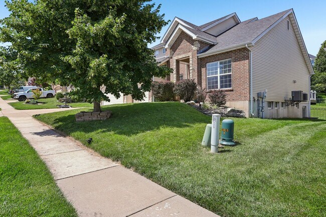Photo - Executive Lease Opportunity - 4 Bed 3 Bath