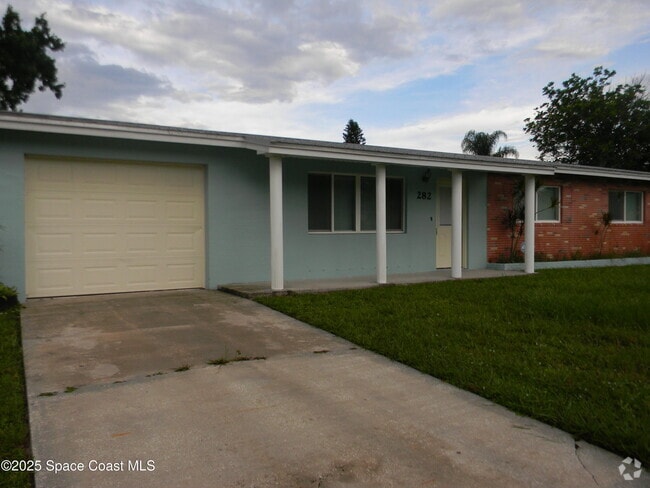 Building Photo - 282 Hollywood Blvd Rental