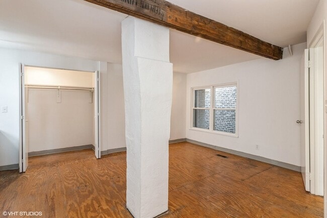Photo - 726 W 18th St Unit 1F