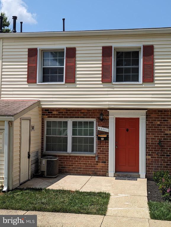 Photo - 9225 Bridle Path Ln Townhome