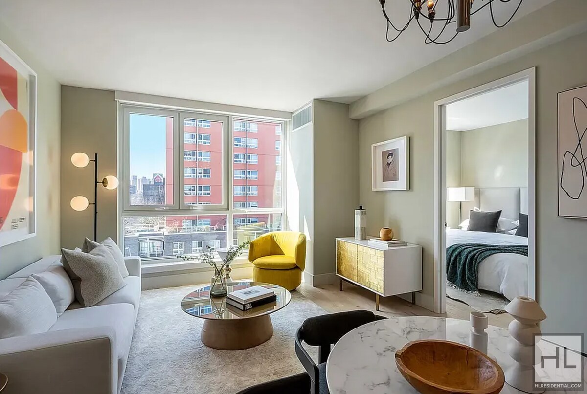 Photo - EAST 2ND ST Unit 4A