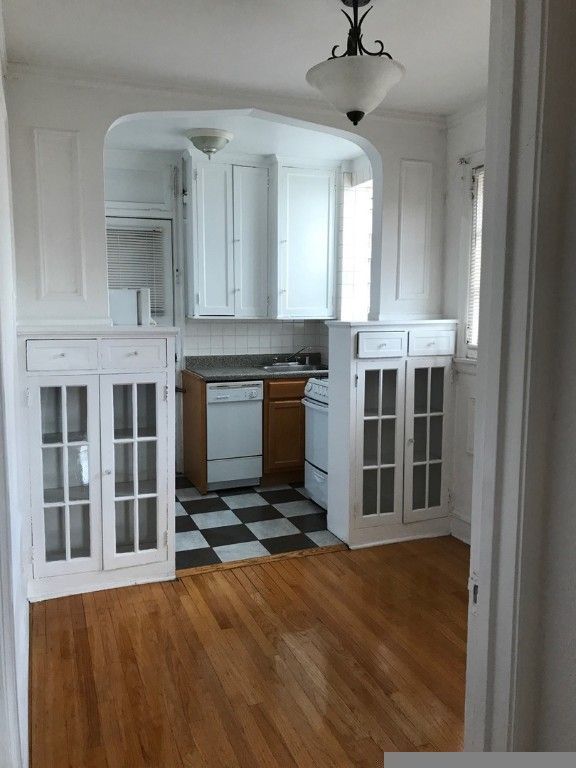 Photo - 4875 N Paulina St