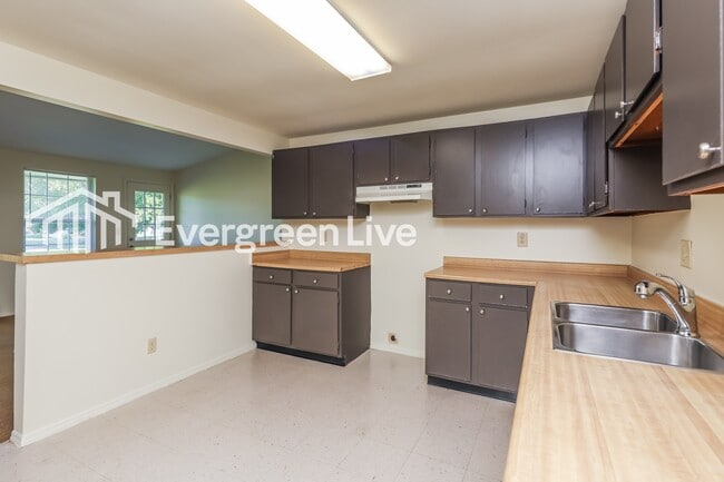 Photo - 8547 Schoolgate Dr