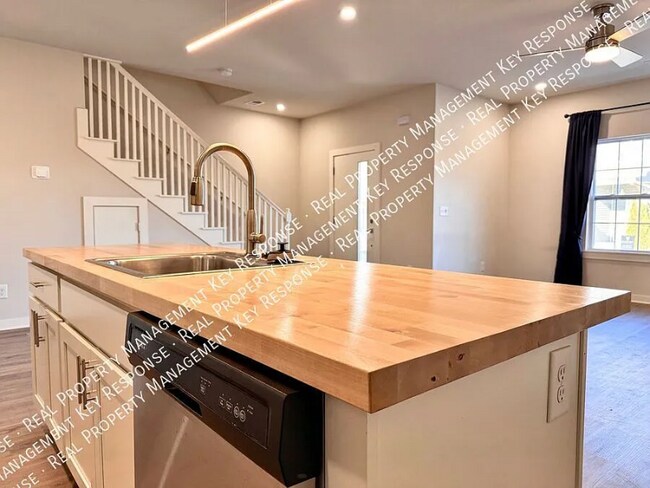 Photo - 3619 Hydes Ferry Rd