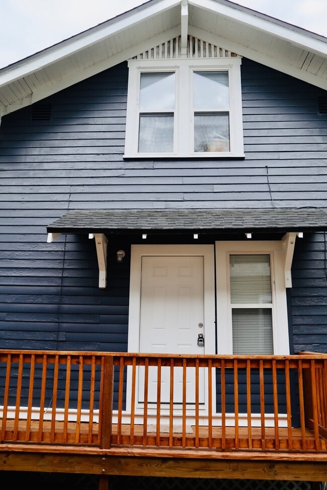 Photo - 143 N Stone St