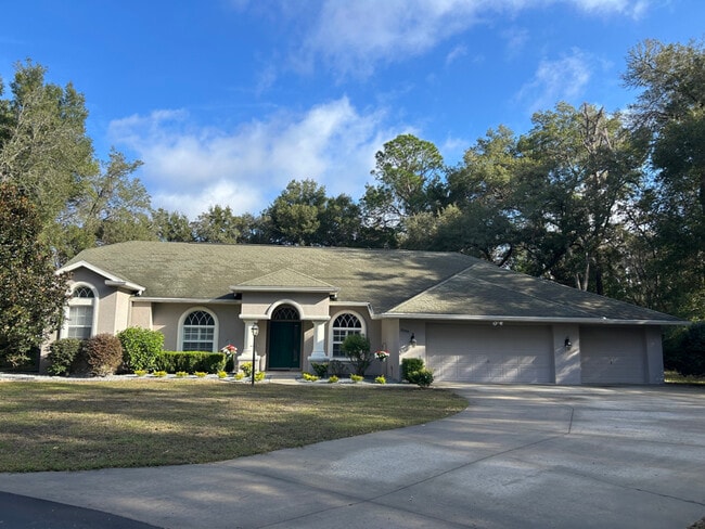 Building Photo - 10259 N Lupi Point